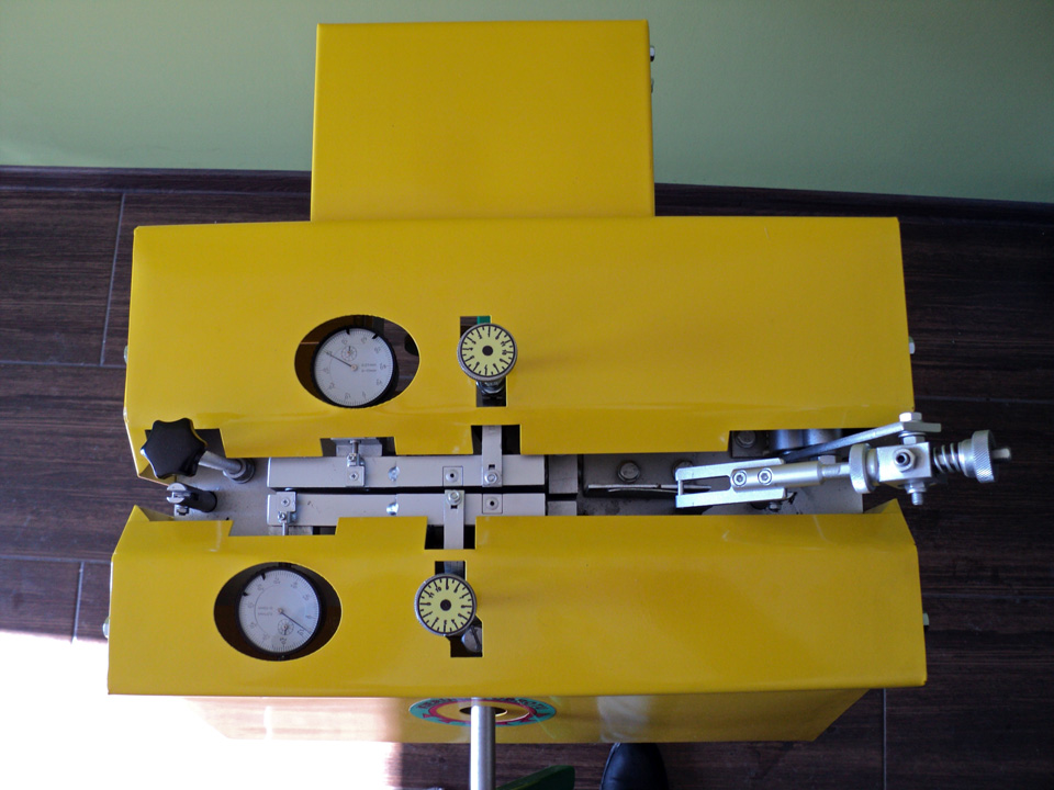 affilatrice diamantata regolabile per mola di seghe a nastro